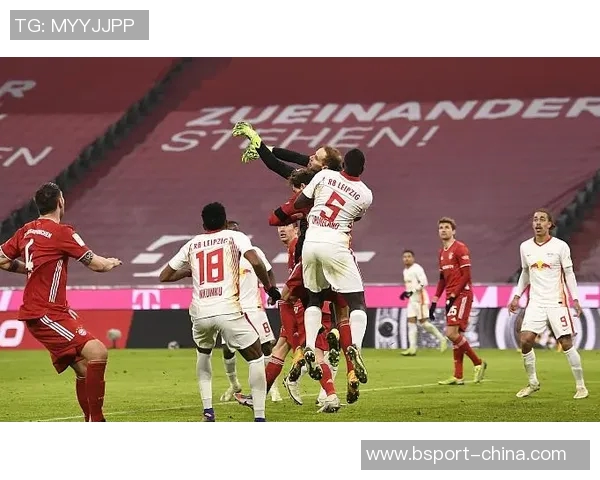 中超精彩对决切尔西逆转拜仁乌龙球引发全场狂欢