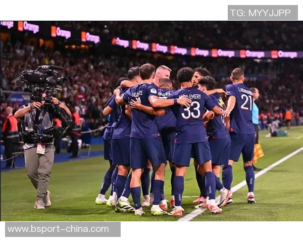 世界杯惊现冷门巴黎圣日耳曼凭神扑绝杀波尔图全场沸腾