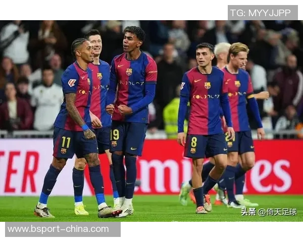 巴萨友谊赛大胜里昂五球逆转瞬间引发全场热烈欢呼集锦回顾