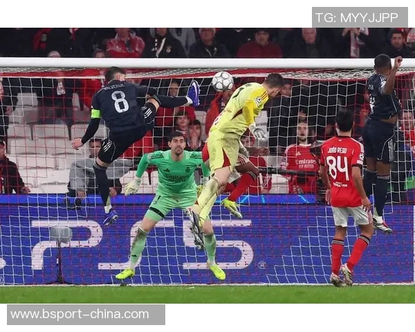 欧冠激战本菲卡逆转曼城红牌争议引发全场热议