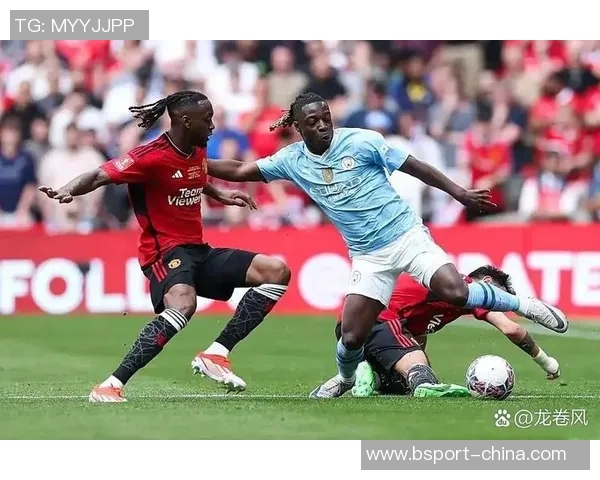 世界杯曼市德比激战曼城与曼联战成平局绝杀瞬间引发全场狂欢解析 世界杯曼市德比激战曼城与曼联战成平局绝杀瞬间引发全场狂欢解析