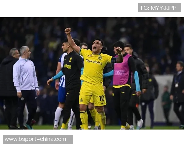 德甲激战:里昂6-2狂胜那不勒斯点球大战点燃全场激情 德甲激战:里昂6-2狂胜那不勒斯点球大战点燃全场激情