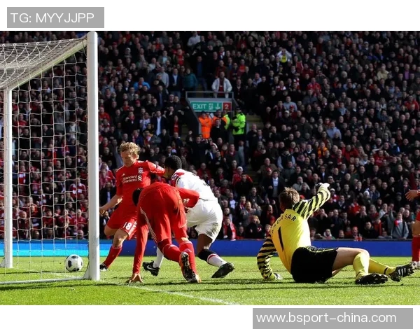 西甲赛场上演惊天逆转利物浦3-2战胜里昂上演帽子戏法