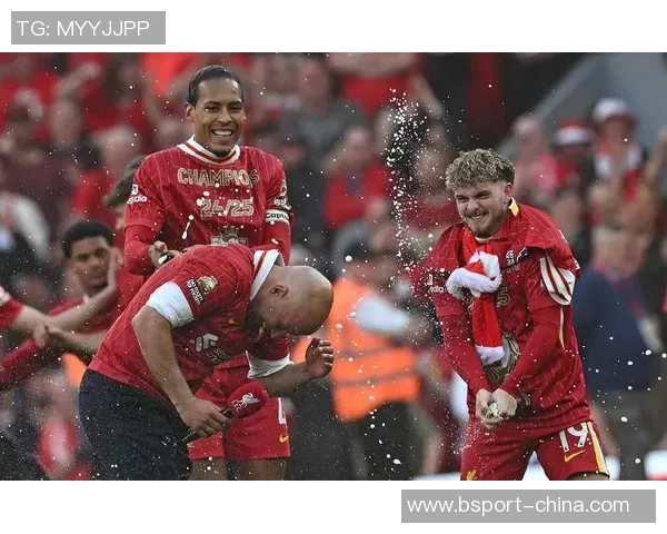 中超激战利物浦与热刺握手言和乌龙球瞬间引发全场热议与十大精彩进球回顾