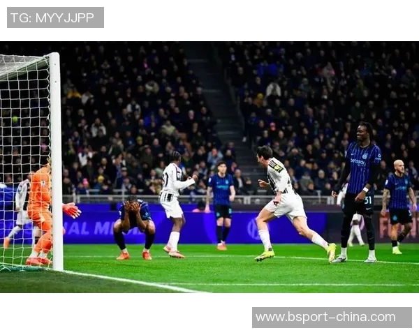 友谊赛精彩回顾：尤文图斯险胜巴黎圣日耳曼乌龙球引发全场热潮