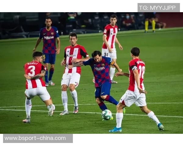 西甲激战：多特蒙德与热刺战平后点球大战引发全场狂欢