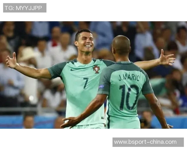 本菲卡逆袭国米3-0胜利引发争议判罚全场沸腾
